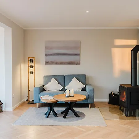 Lütt Diekje - Traumhaft Mit Hund Und Kamin Fehmarn