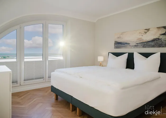 Lütt Diekje - Traumhaft Mit Hund Und Kamin * Fehmarn