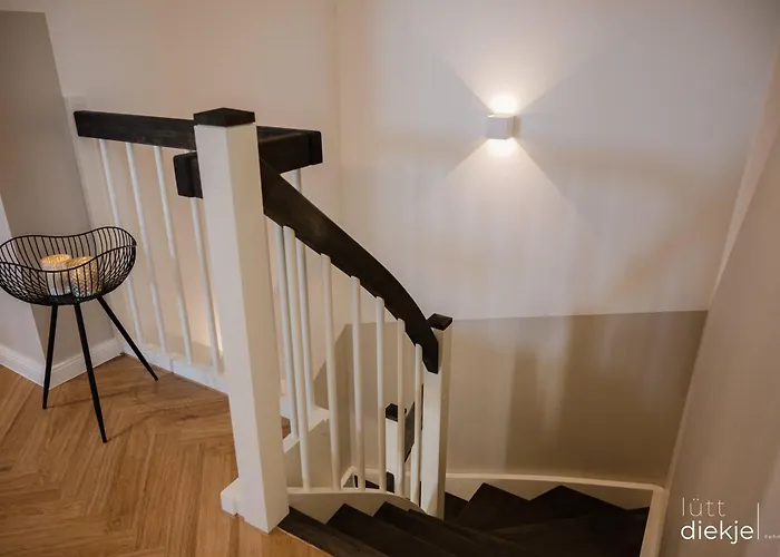 Lütt Diekje - Traumhaft Mit Hund Und Kamin Fehmarn